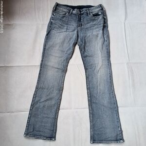 Silver Suki Curvy Mid Rise Slim Boot Jean Light Wash 32/33